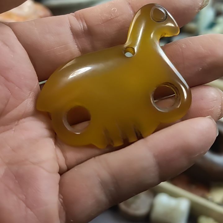 和田玉（糖玉）未镶嵌挂件