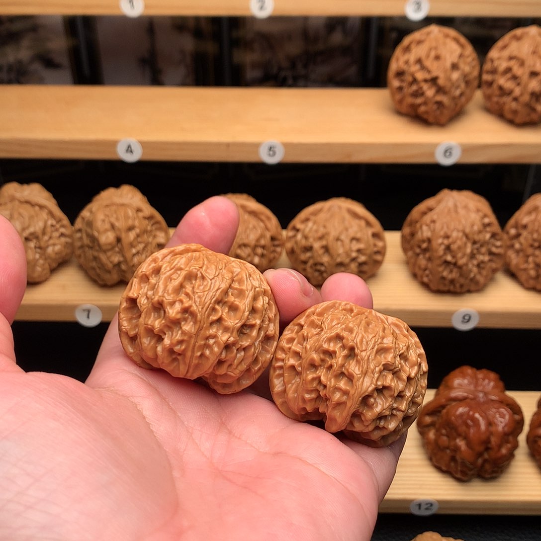 文玩核桃吊坠343号苹果园39