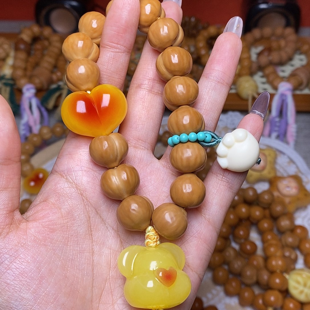 猴头核桃吊坠全品屁桃➕熊头爱心猫爪卡环流苏手持【新号补贴款】