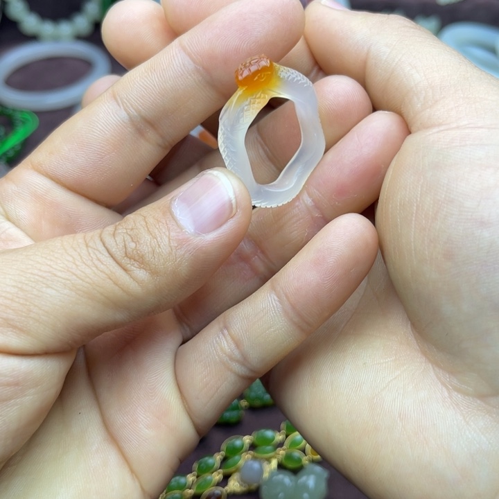 玛瑙/玉髓戒指未镶嵌