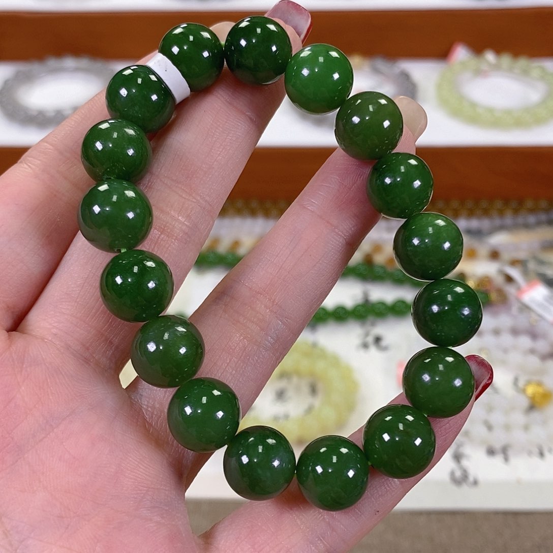 越***缘手串未镶嵌和田玉