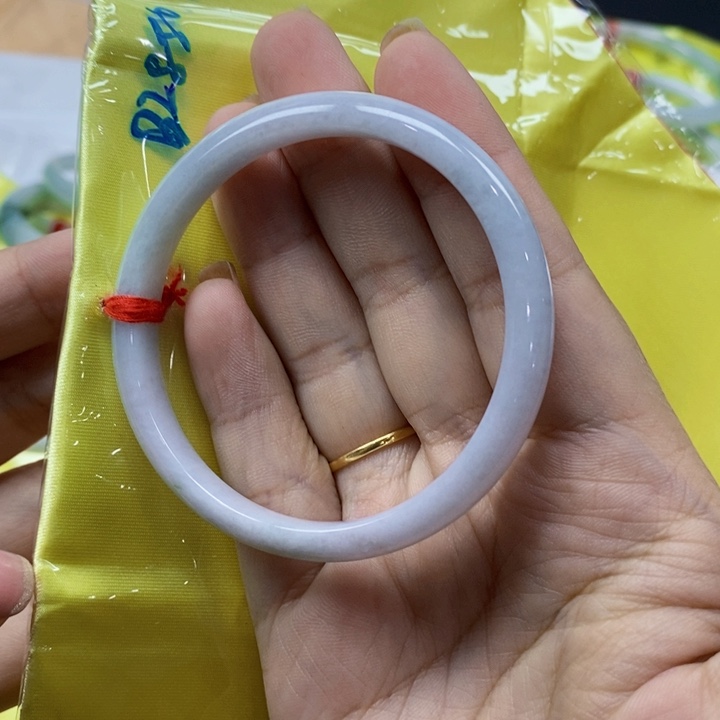 翡翠未镶嵌手镯54