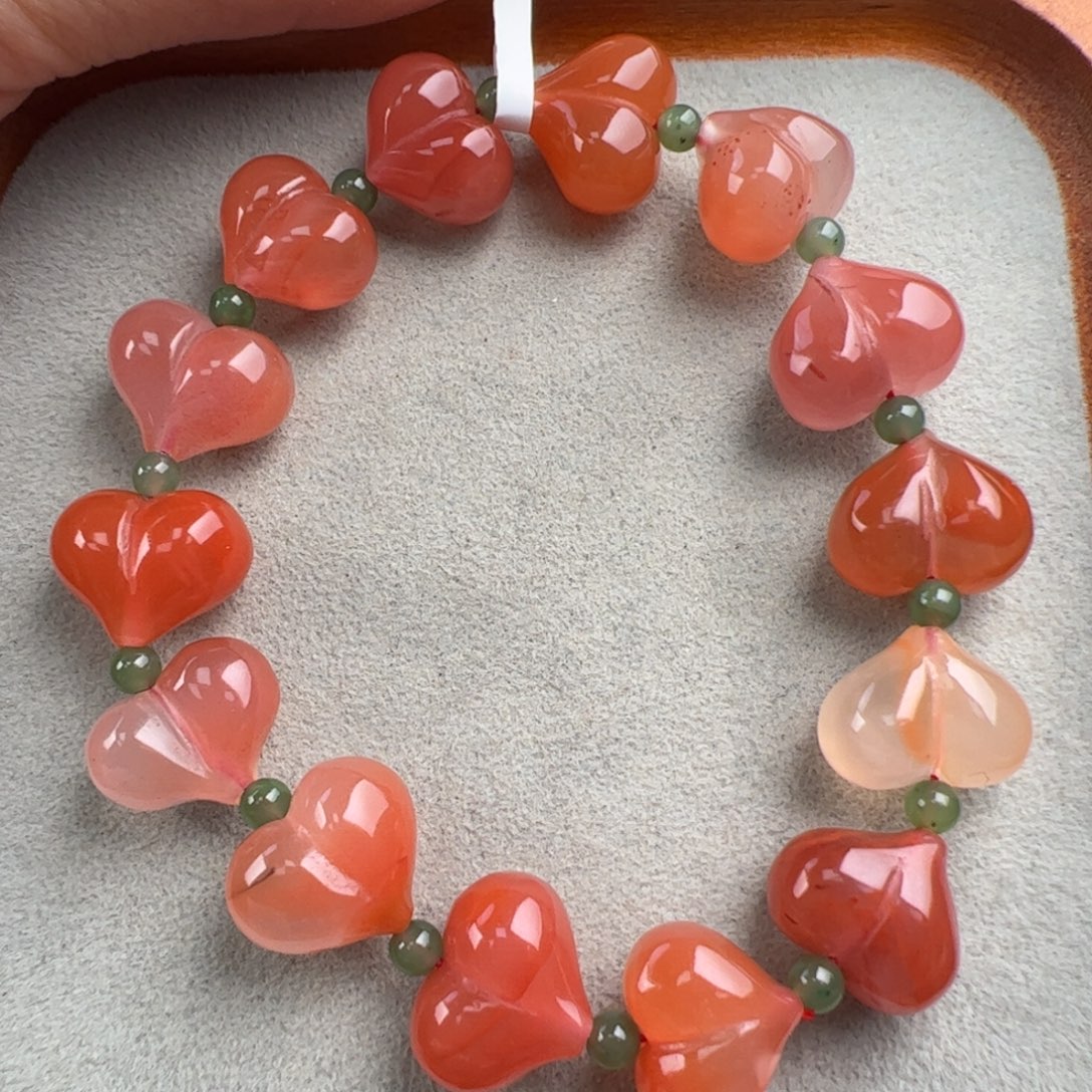 南红玛瑙未镶嵌（保山屁桃爱心手串15+）