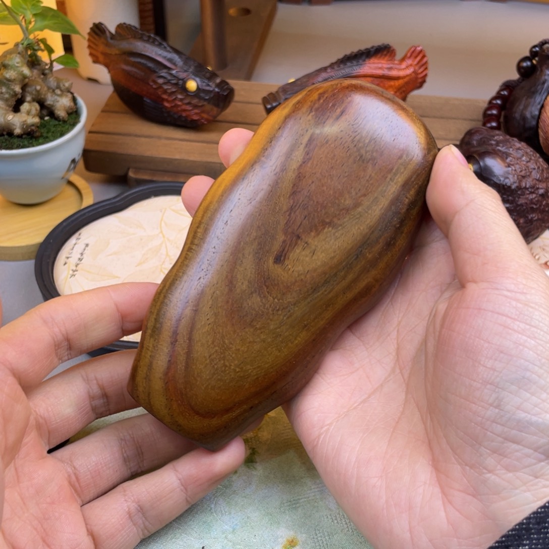 阳***光交趾黄檀（大红酸枝）