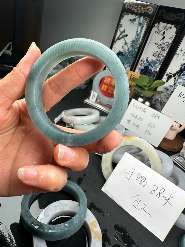 天然翡翠手镯A货定制
