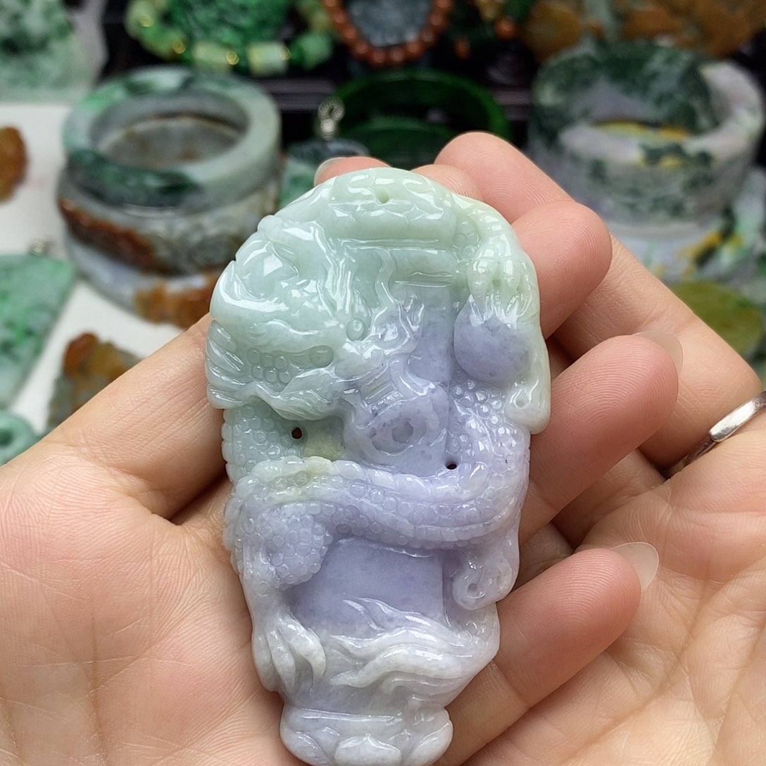 颈饰未镶嵌翡翠牌子