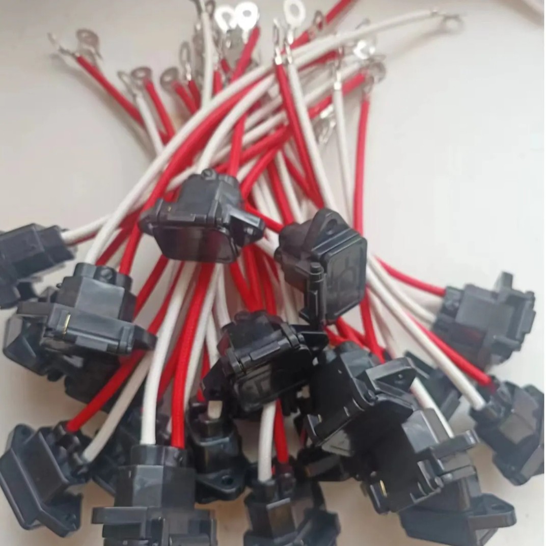 20支2.5平电瓶车充电插头插座品字形电动车配件电池充电口3孔配件