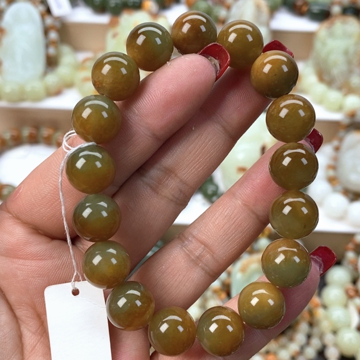 【闪购商品】透闪石质玉手串未镶嵌