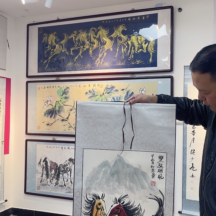 国画双骏1111111111