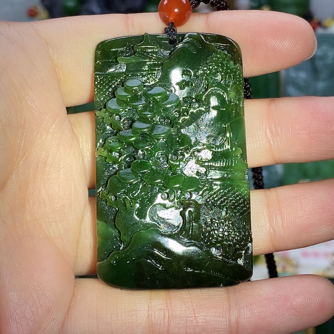 和田玉（碧玉）颈饰未镶嵌