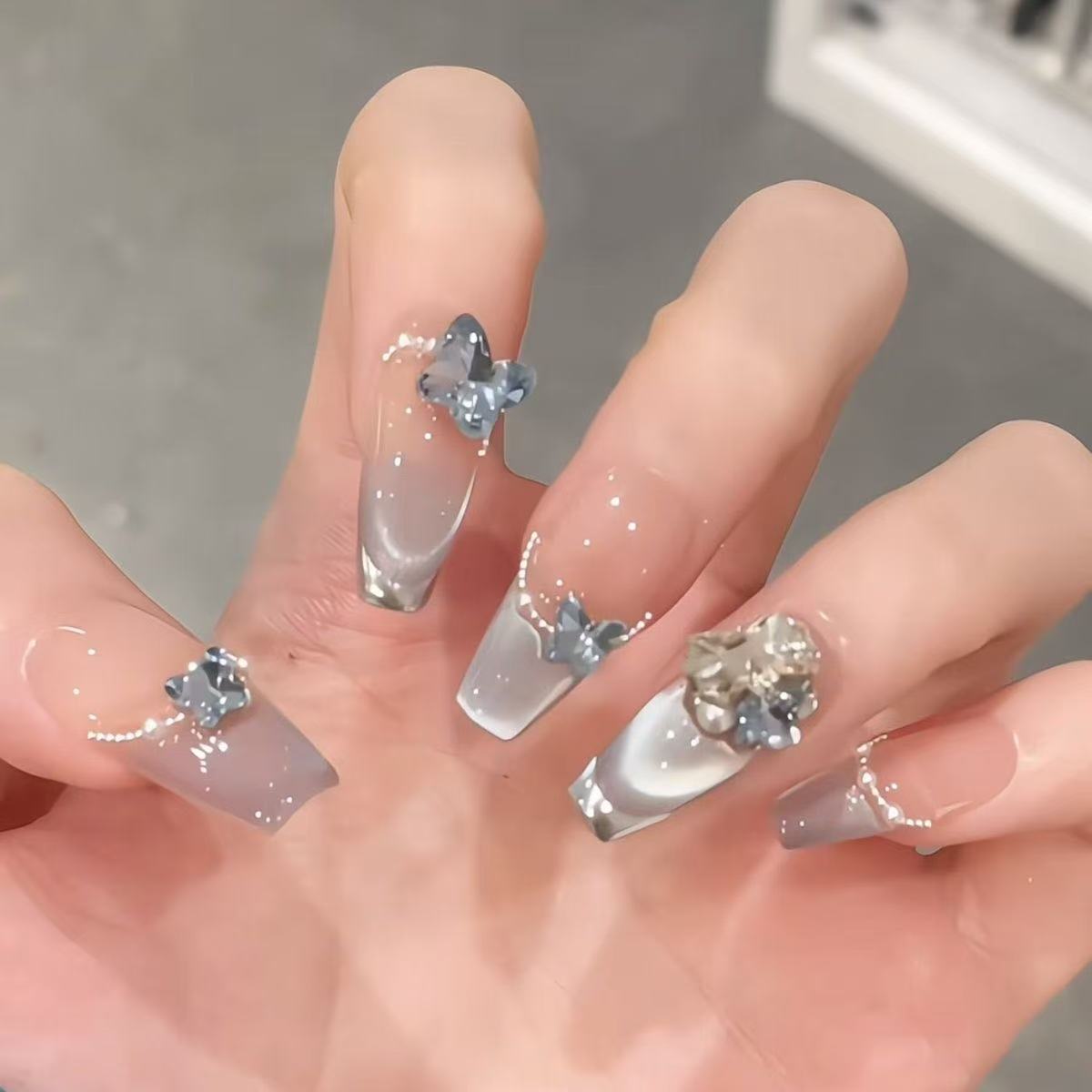 【海蓝蝶心】系新中式清冷感贴钻穿戴甲新款高级感小众显白