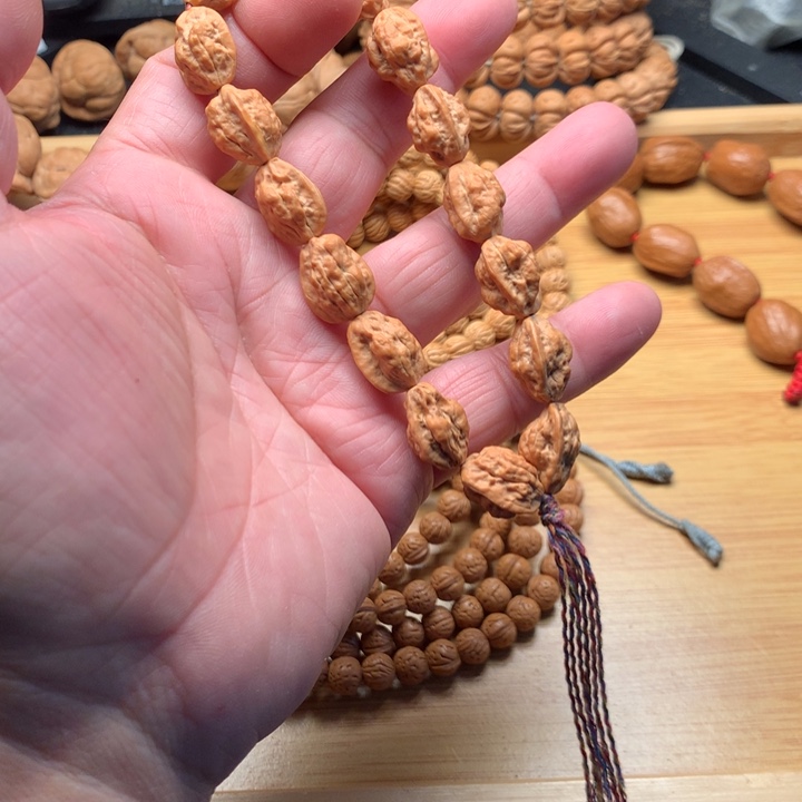 M***u吊坠桃核野生精品小核桃散籽