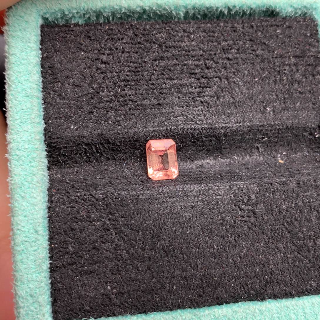 天然裸石碧玺未镶嵌1.12克拉