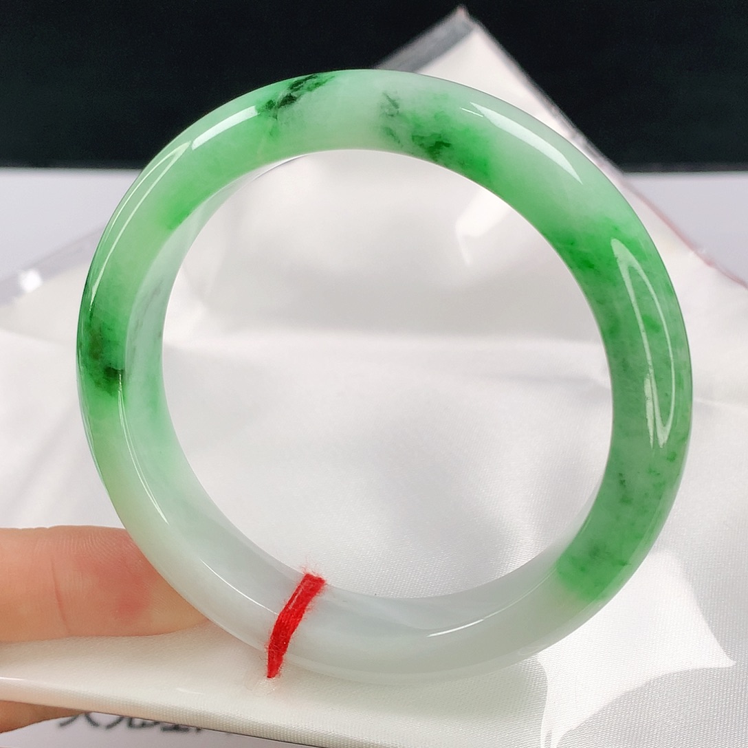 未镶嵌手镯翡翠833