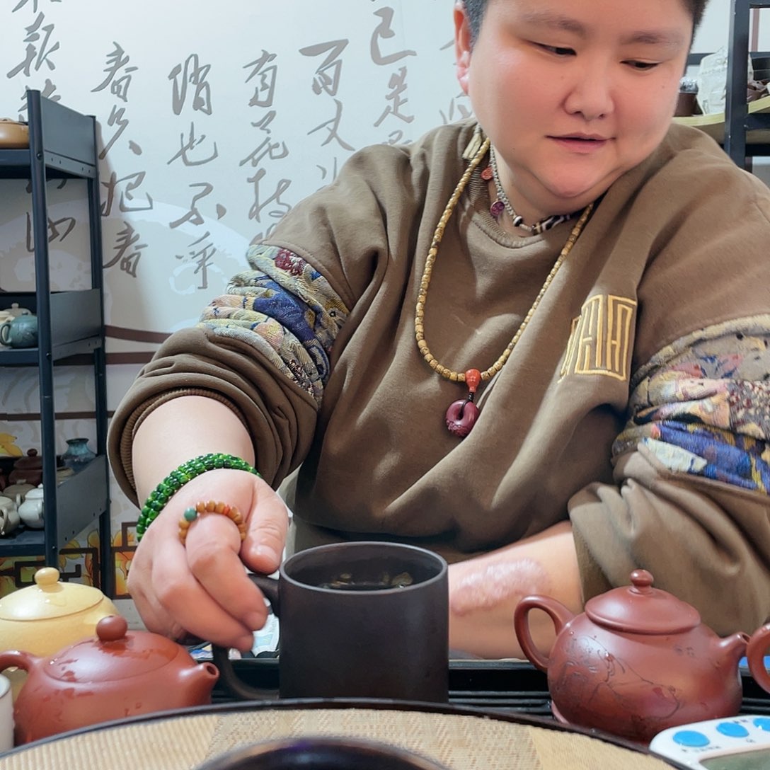 紫砂茶壶飛***?宜兴 紫砂壶