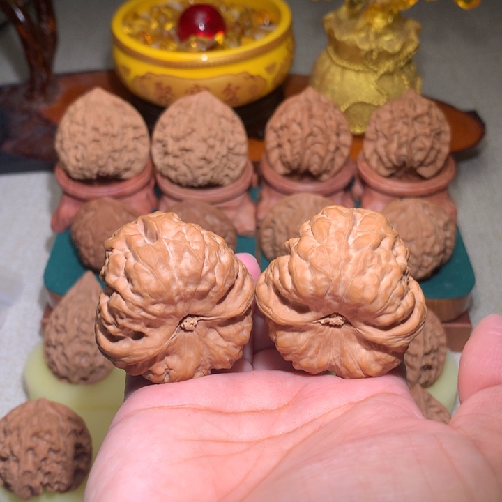 文玩核桃把件标**号蛤蟆头