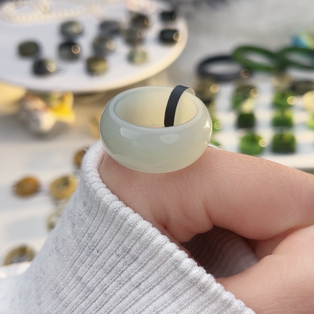 和田玉未镶嵌戒指k42 奶蓝墩墩