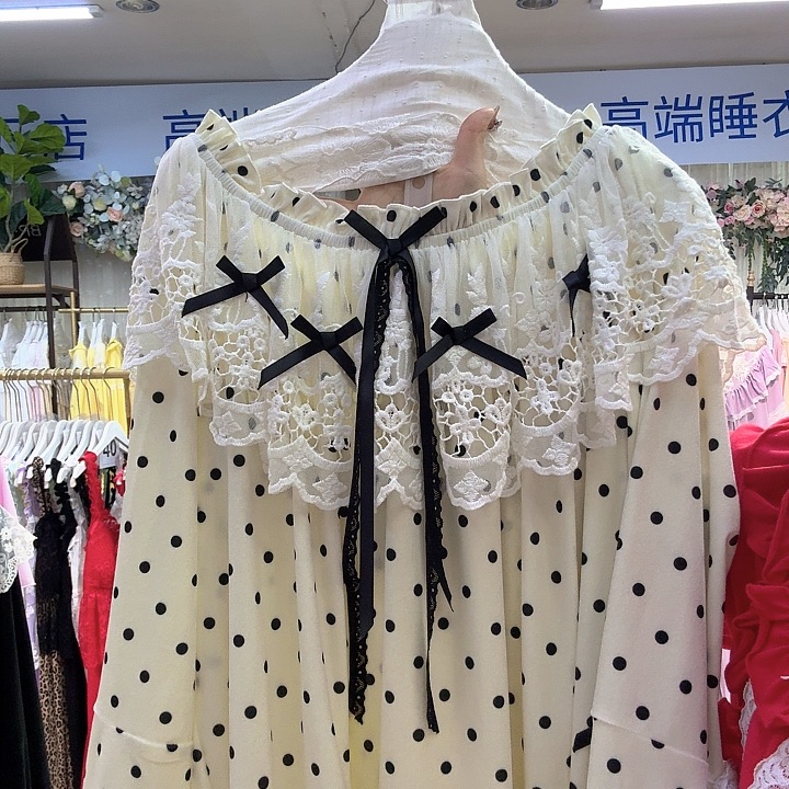 三醋酯纤维宫廷款两件套