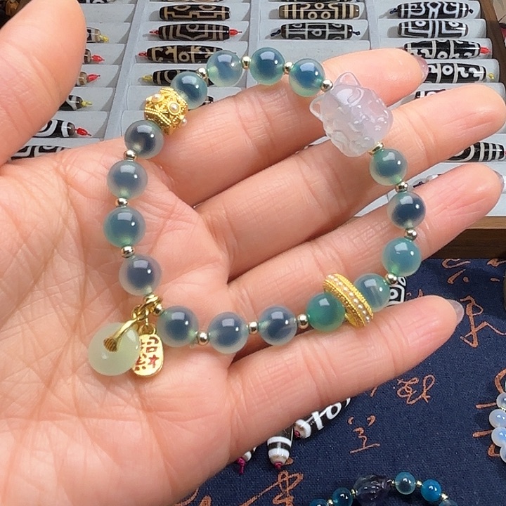 玛瑙/玉髓颈饰未镶嵌