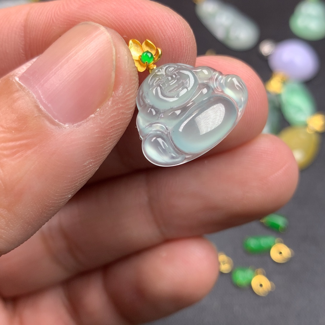 【闪购商品】颈饰18K金镶嵌翡翠翡翠