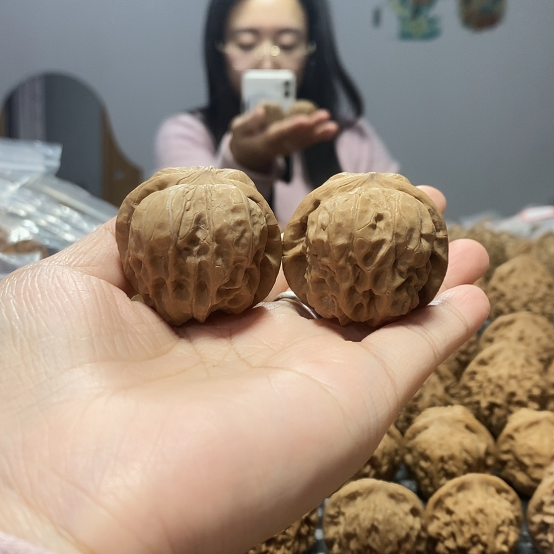 吊坠桃核达摩38+白尖