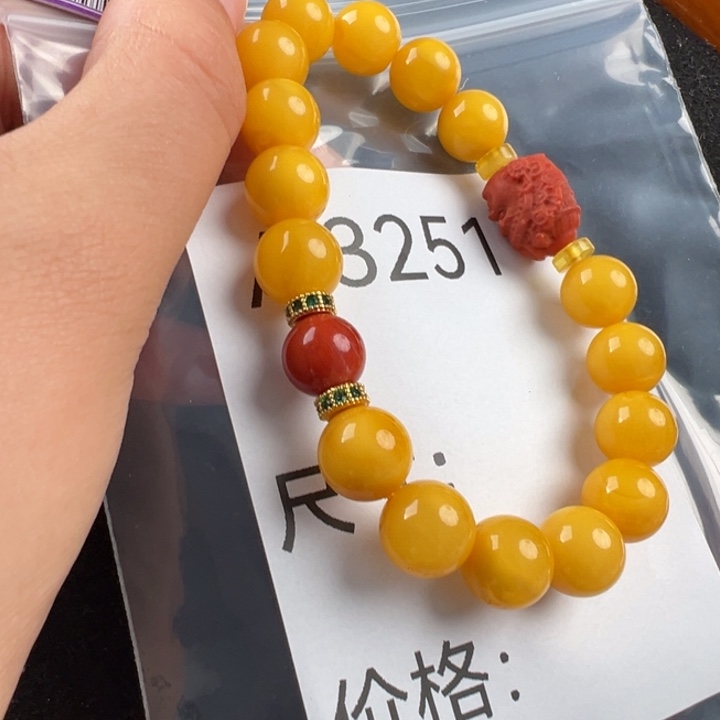 未镶嵌蜜蜡珠宝奇石