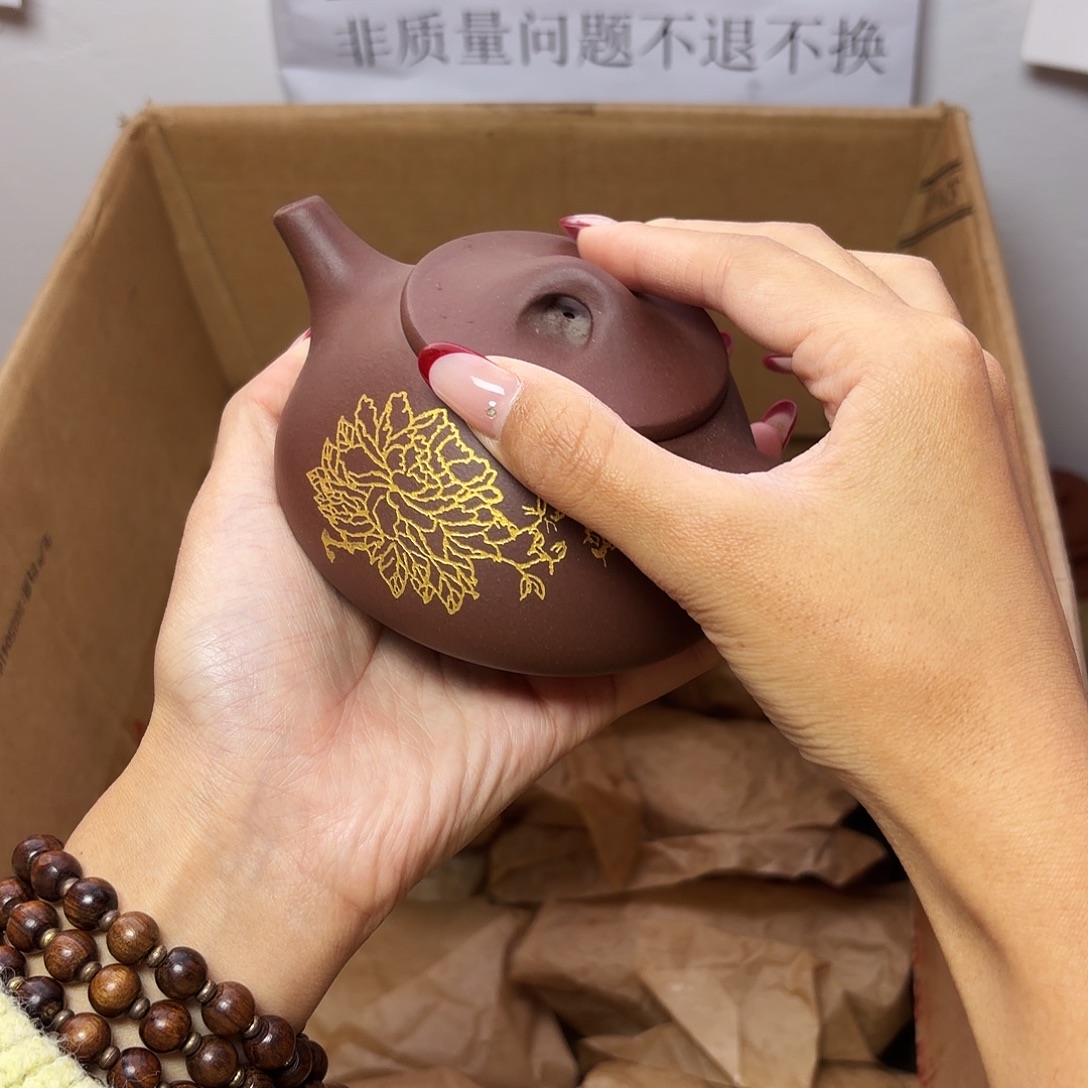 甄选宜兴本土紫砂壶