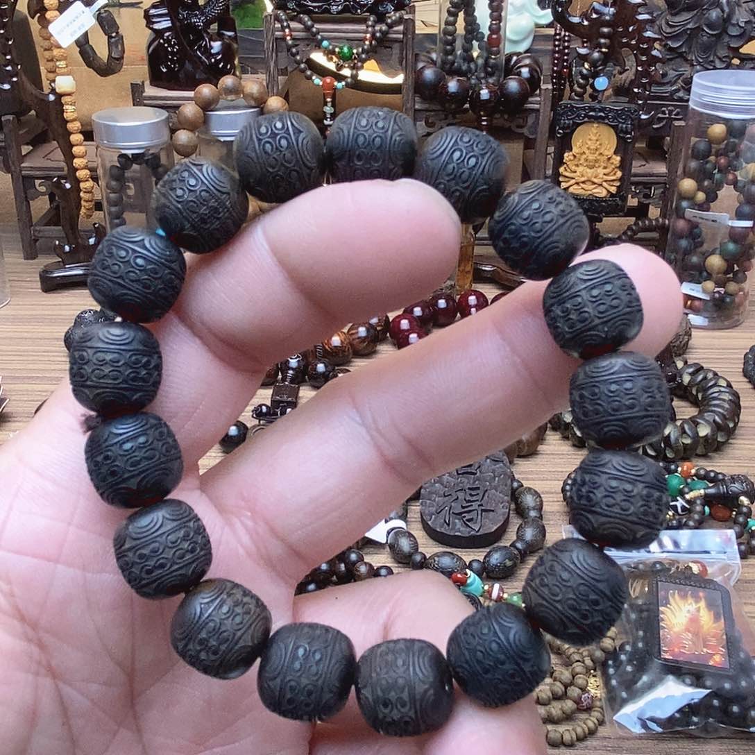 滴血莲花菩提手串