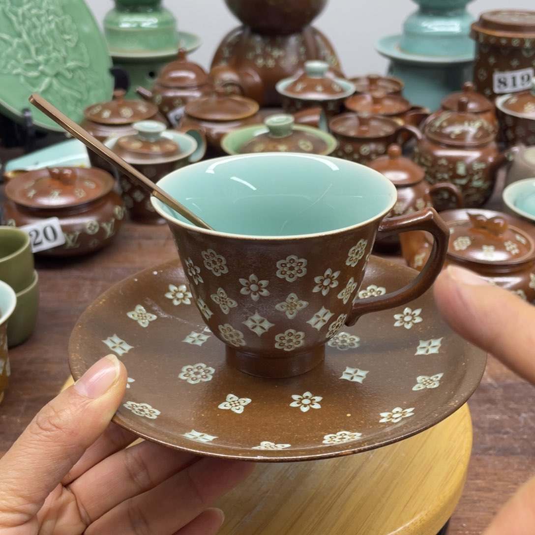 特价福利一杯一垫