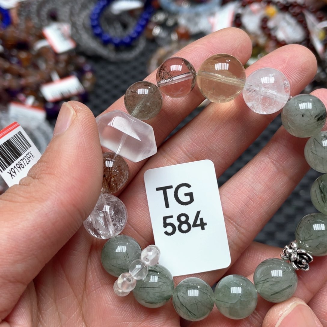 水晶多样性发一只未镶嵌