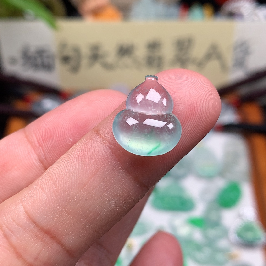 翡翠散珠缅甸天然A货翡翠冰种葫芦
