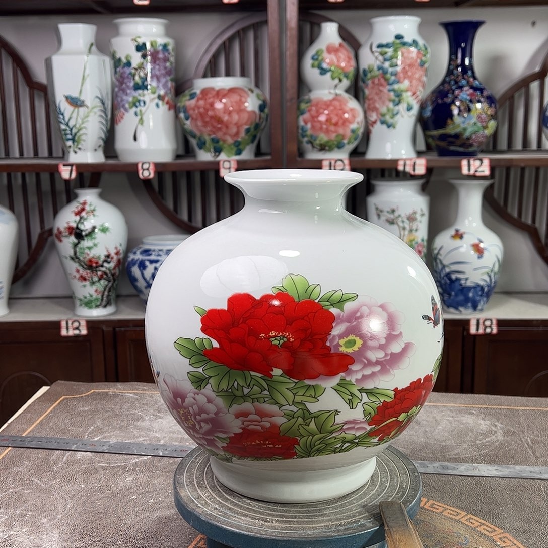 陶摆件景德镇陶瓷石牡丹