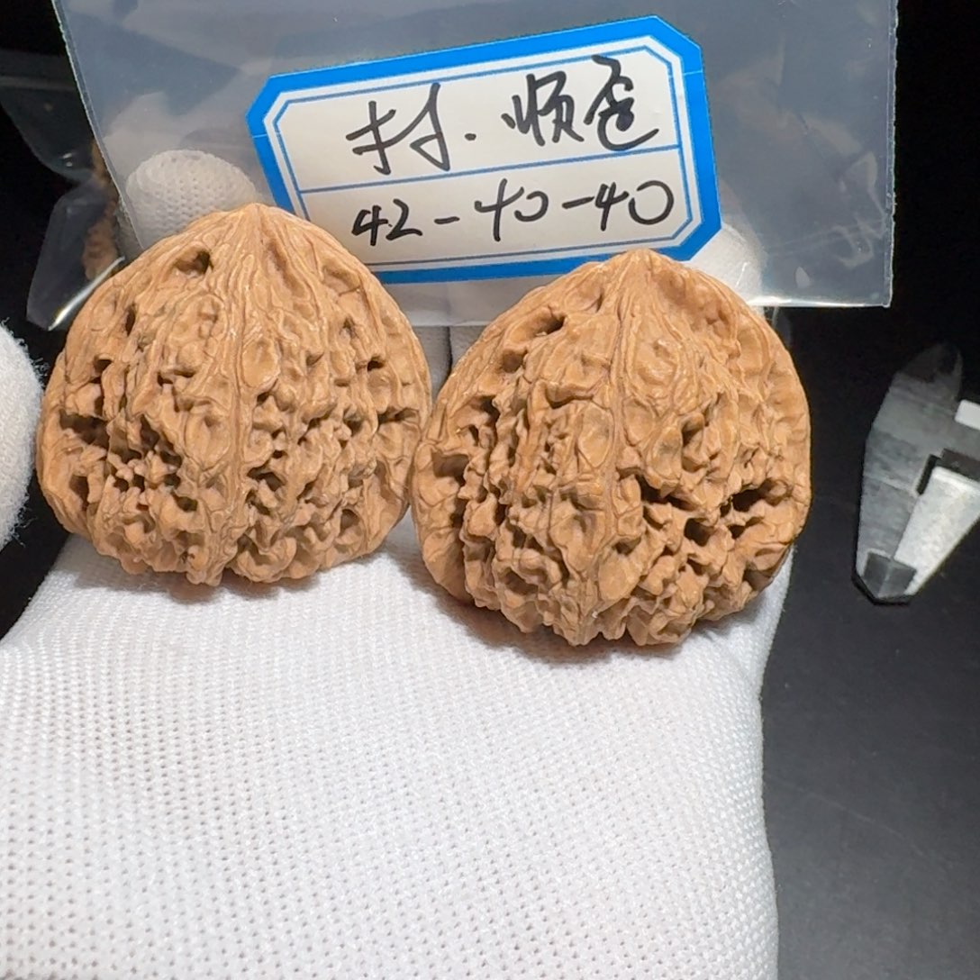 文玩核桃把件2号村将 