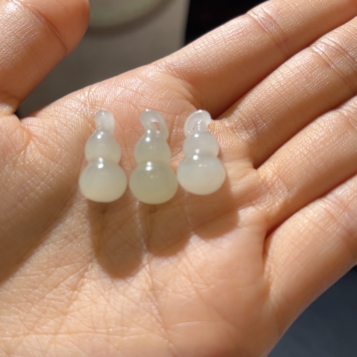 和田玉（青白玉）未镶嵌颈饰