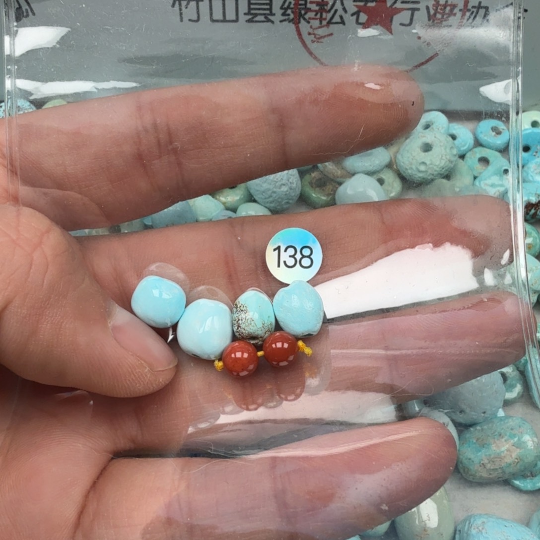 南红玛瑙未镶嵌珠宝奇石