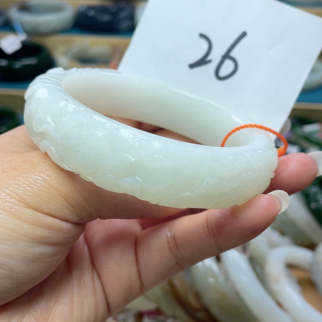 未镶嵌手镯和田玉圈口62