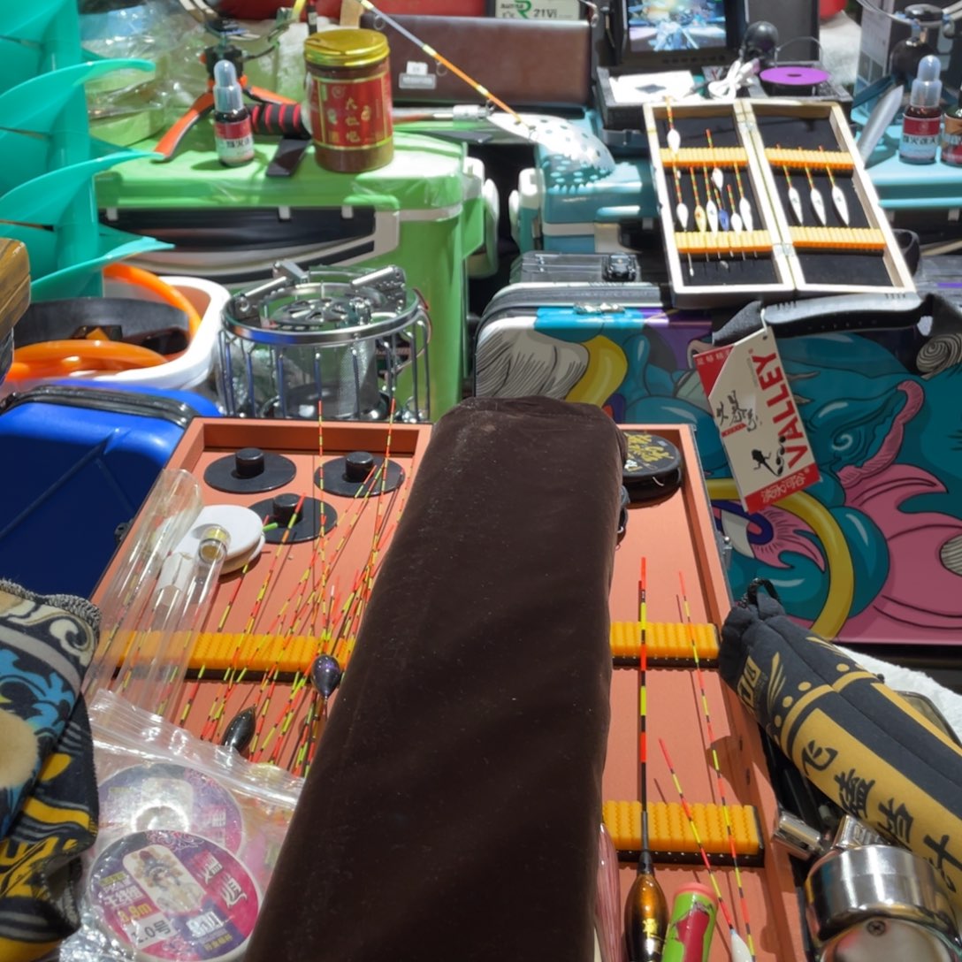 茅草清华钓具漂盒8888