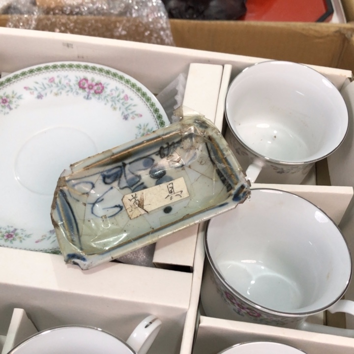 陶瓷孤品单件车里拍