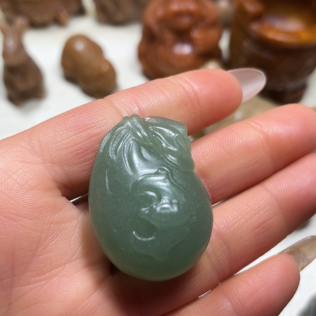白玉菩提吊坠白玉菩提吊坠