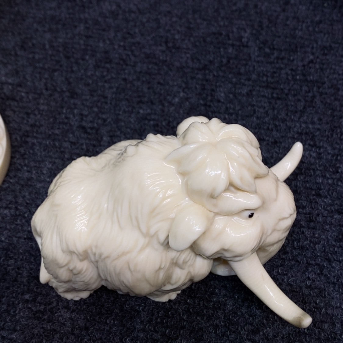【闪购商品】新**悦一对小小象摆件工艺品