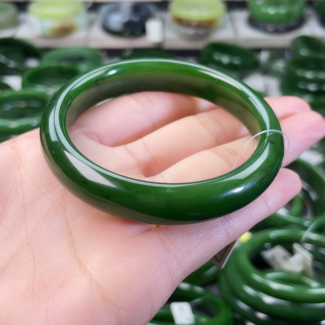 和田玉（碧玉）手镯未镶嵌