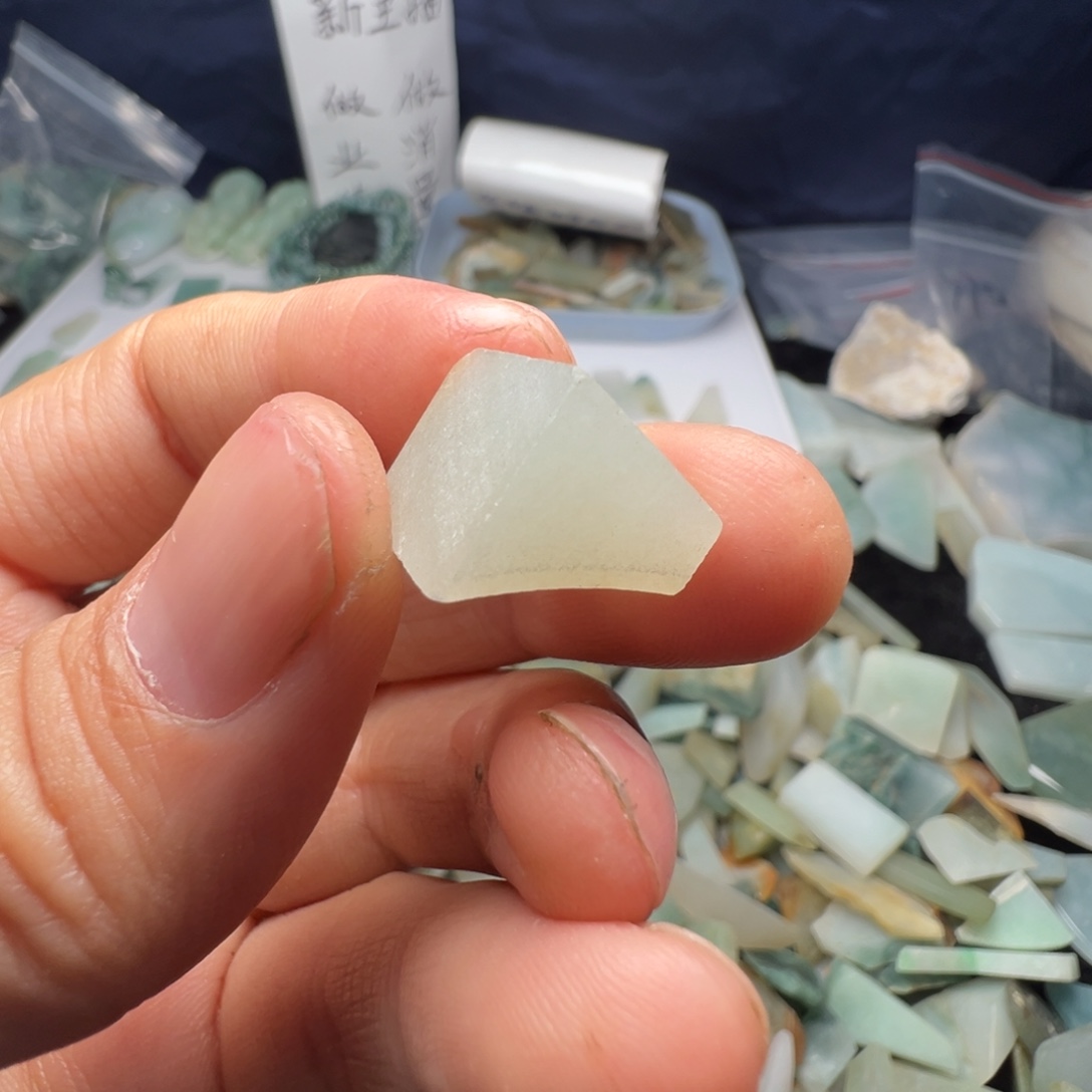 翡翠裸石缅甸翡翠A货