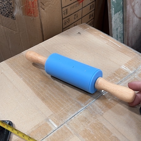 微瑕，擀面杖22厘米一个蓝色