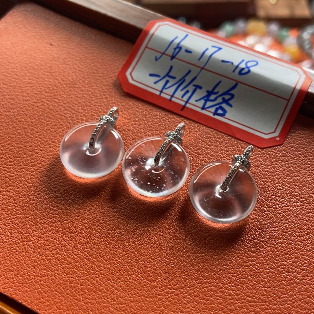 石英质玉颈饰银S925镶嵌