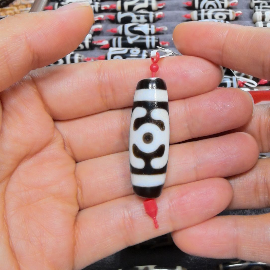 玛瑙/玉髓颈饰未镶嵌小*蜂