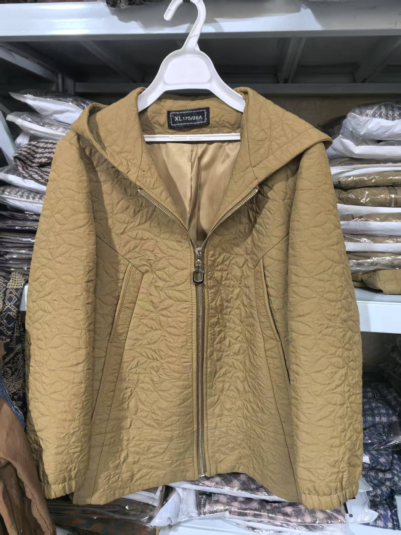 000菱形外套时尚二八月上衣中青年妈妈装连帽开衫40岁50岁休闲