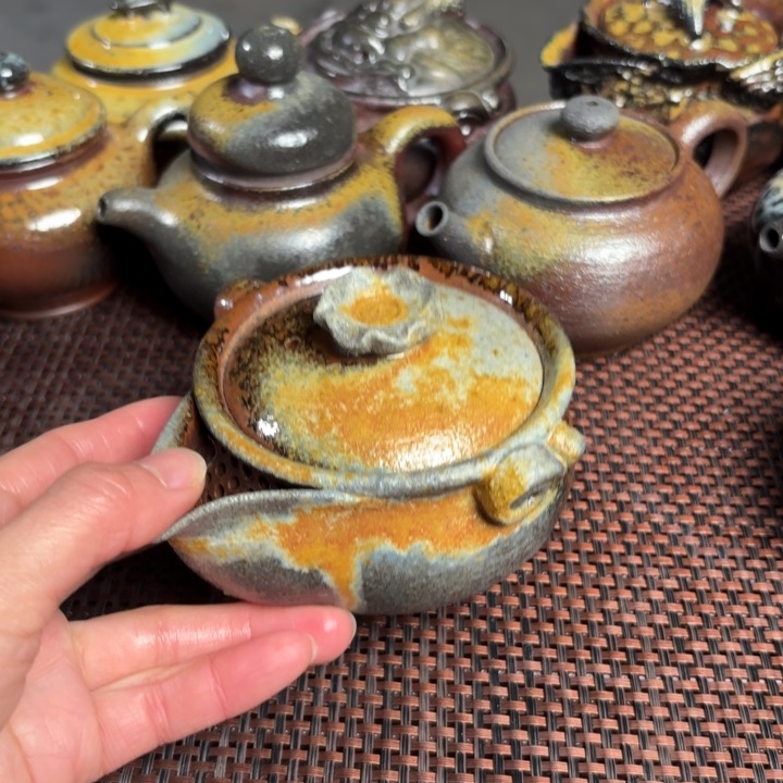 紫砂茶杯段泥宝瓶230 c