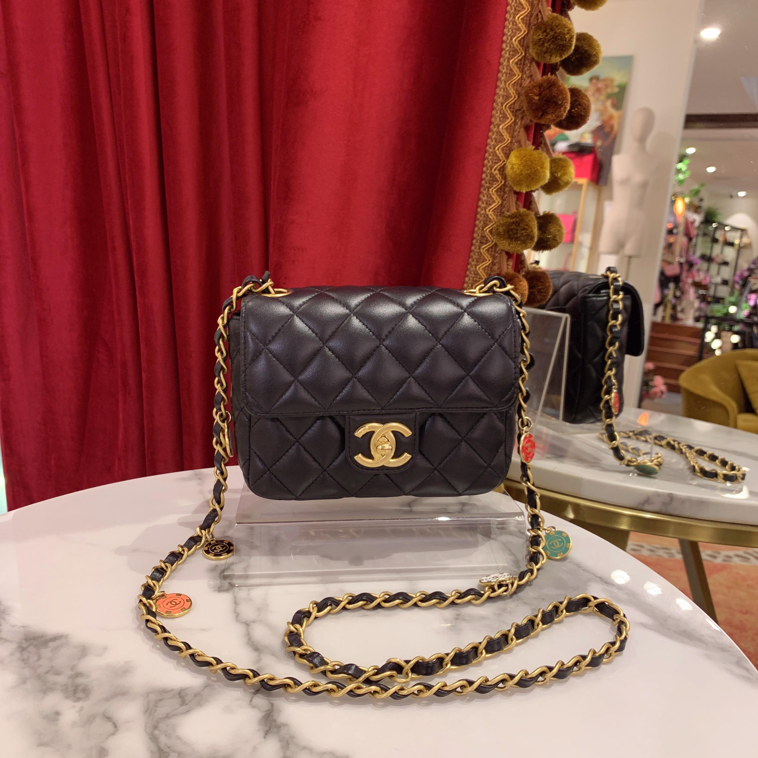 95新 Chanel/香奈儿 GGS23c徽章方胖子黑金羊皮芯片款87061270