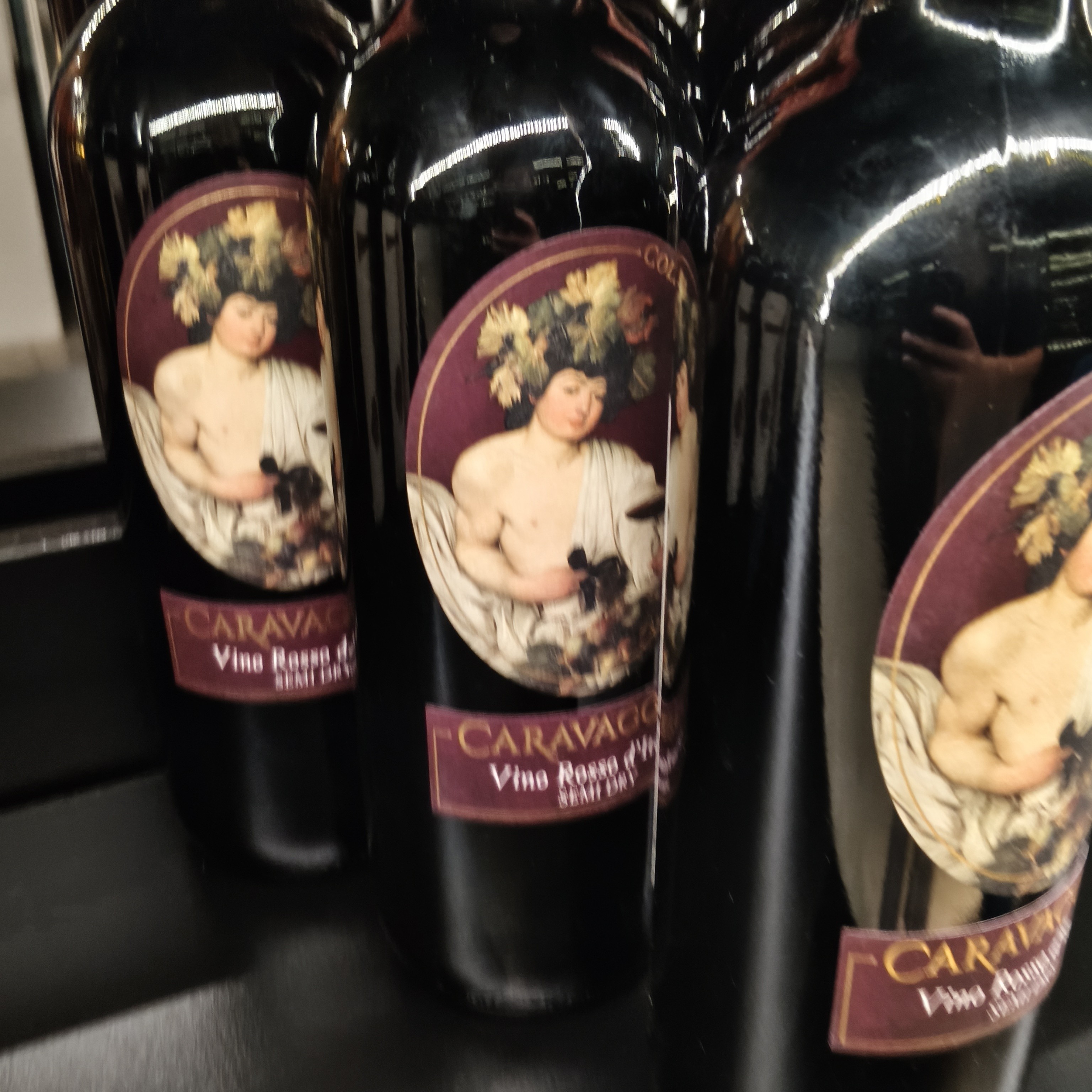 卡拉瓦乔红葡萄酒