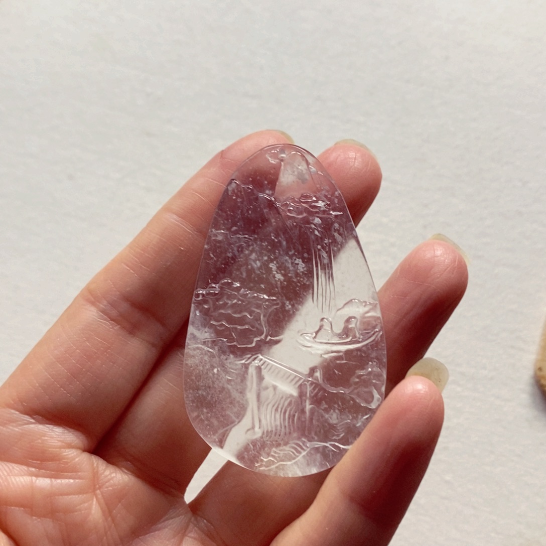 石英质玉未镶嵌颈饰